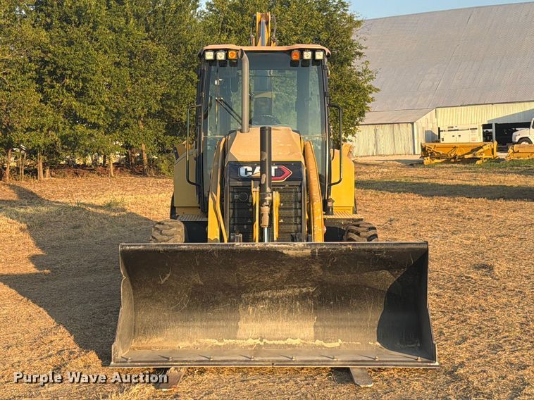 2022 Caterpillar 420IT