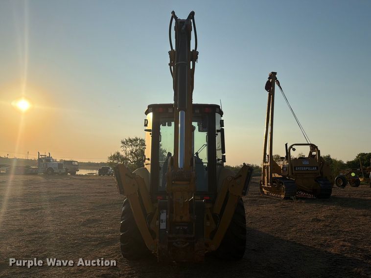 2022 Caterpillar 420IT
