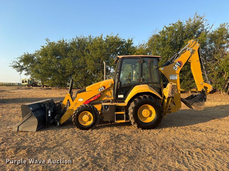 2022 Caterpillar 420IT