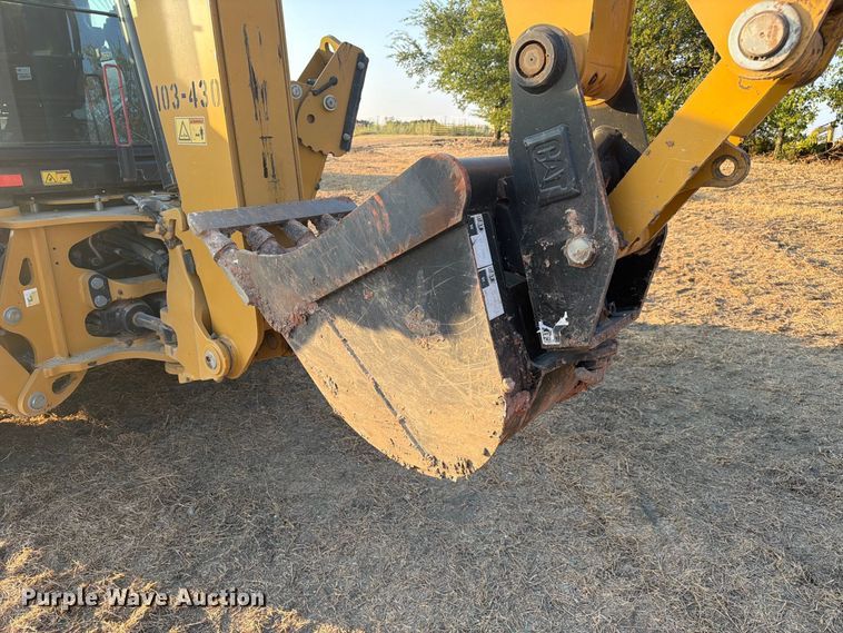 2022 Caterpillar 420IT