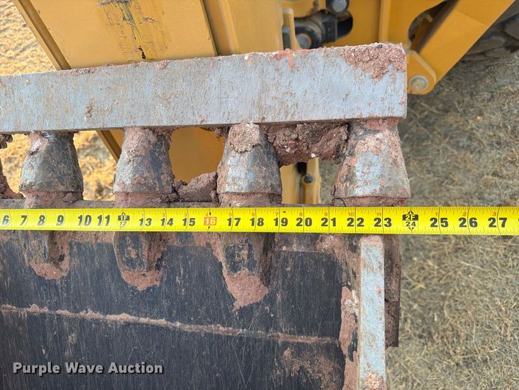 2022 Caterpillar 420IT
