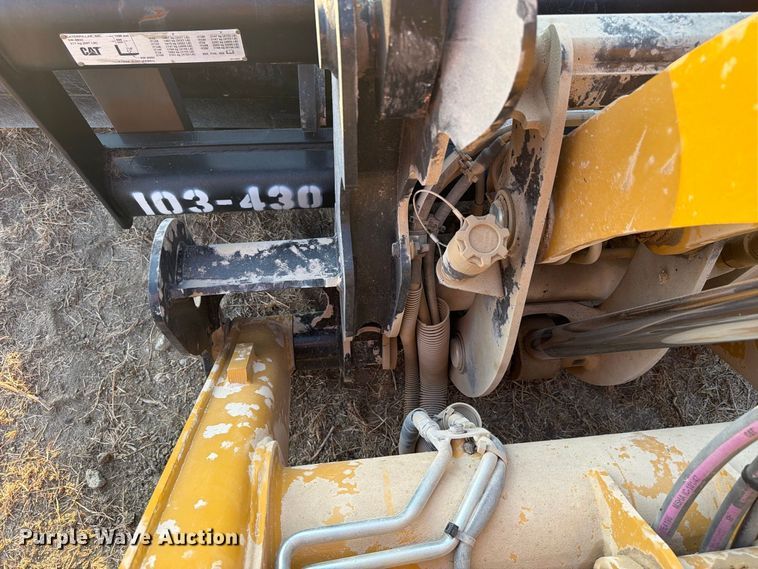 2022 Caterpillar 420IT