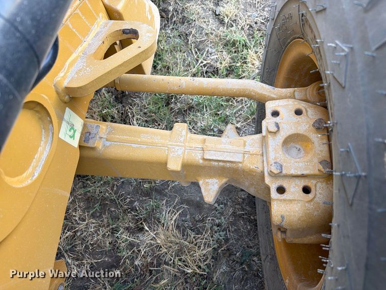 2022 Caterpillar 420IT