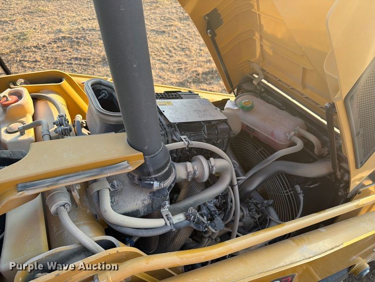 2022 Caterpillar 420IT