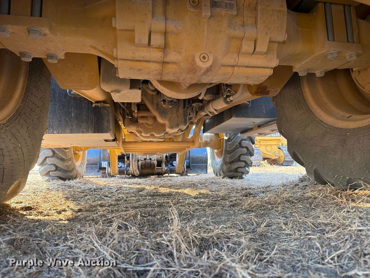 2022 Caterpillar 420IT