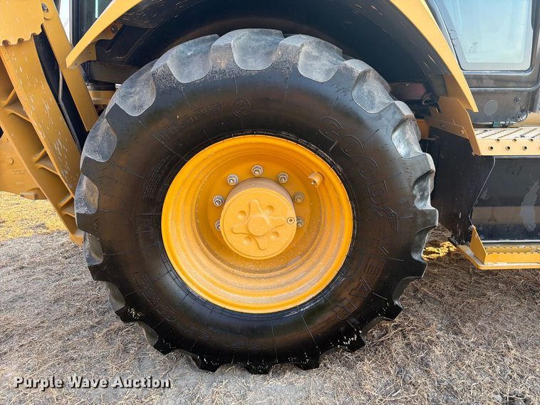 2022 Caterpillar 420IT