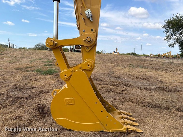 image for item FN3530 2021 Caterpillar 330 excavator