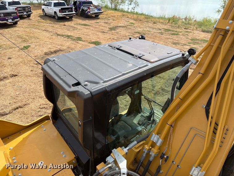 image for item FN3530 2021 Caterpillar 330 excavator