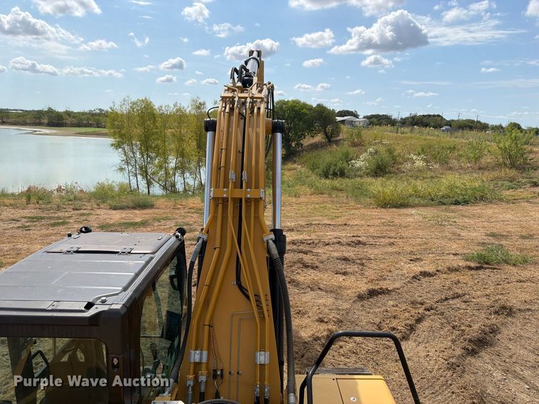 image for item FN3530 2021 Caterpillar 330 excavator