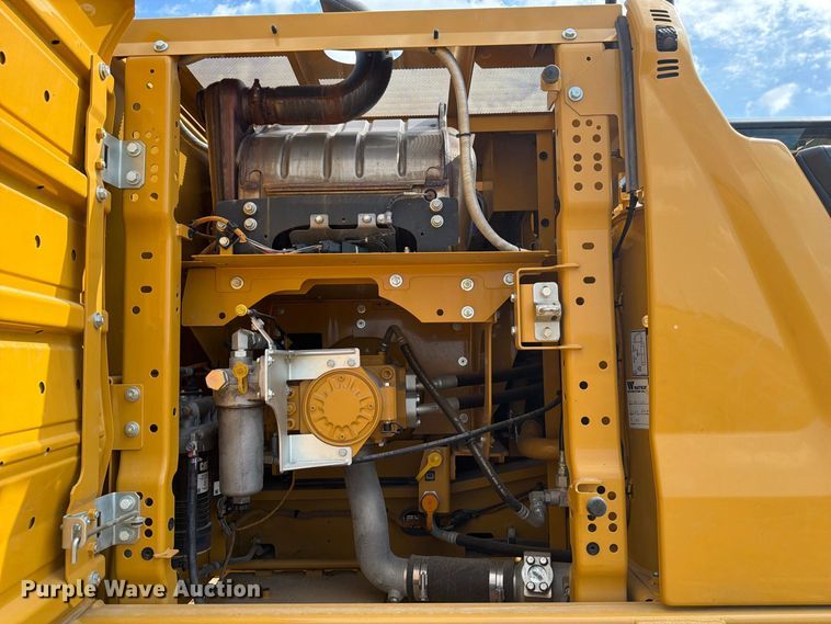 image for item FN3530 2021 Caterpillar 330 excavator
