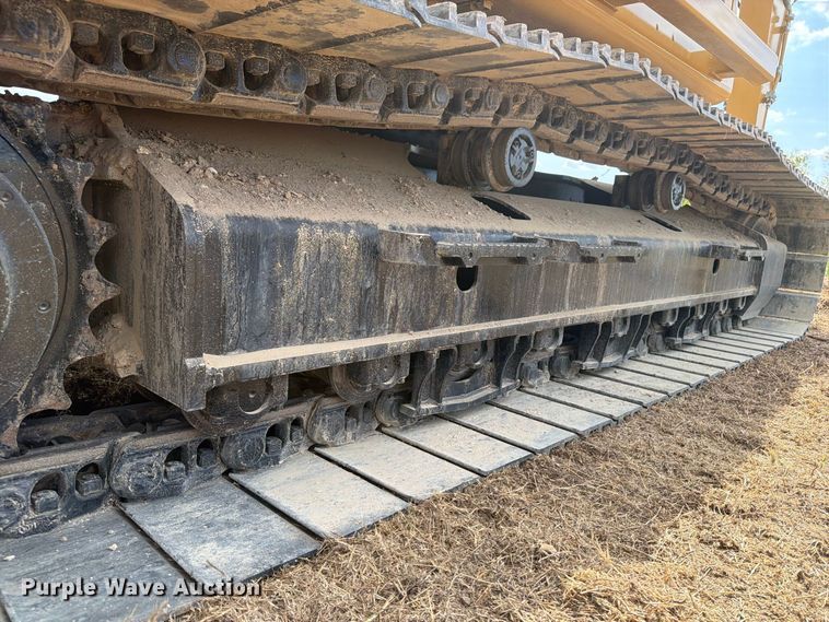 image for item FN3530 2021 Caterpillar 330 excavator