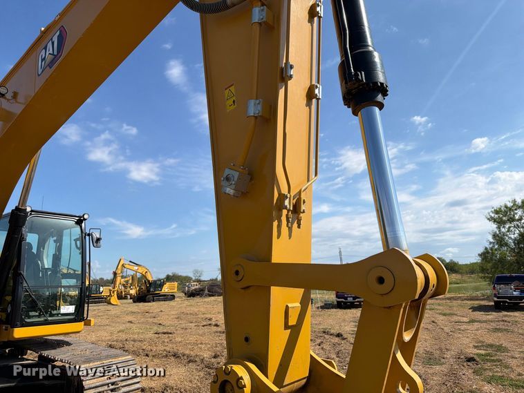 image for item FN3531 2020 Caterpillar 330 GC excavator