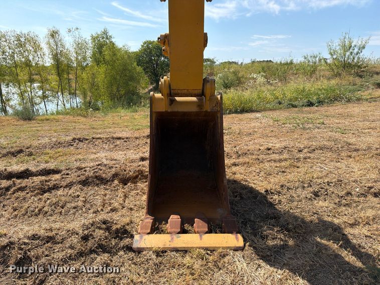 image for item FN3531 2020 Caterpillar 330 GC excavator