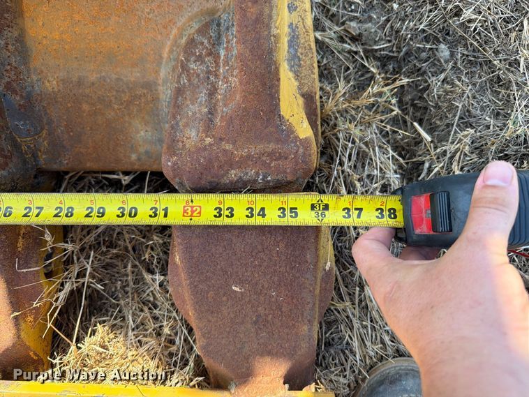 image for item FN3531 2020 Caterpillar 330 GC excavator