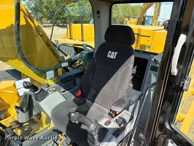 image for item FN3531 2020 Caterpillar 330 GC excavator