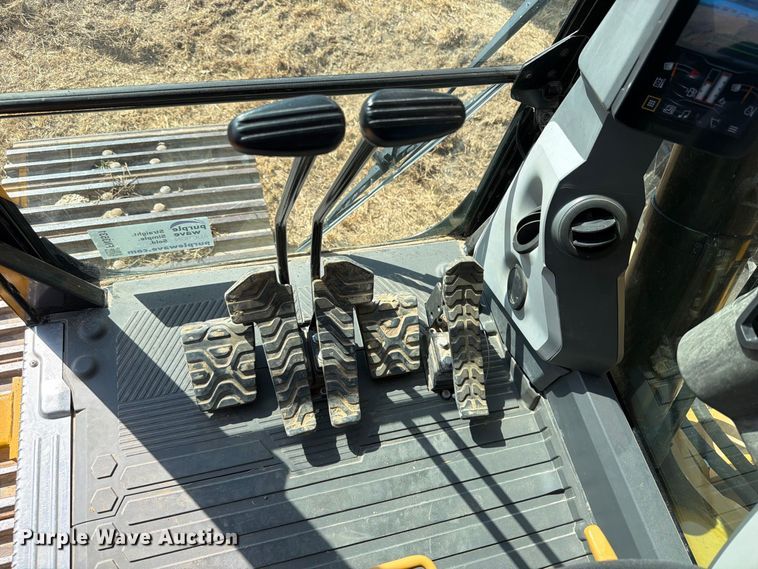 image for item FN3531 2020 Caterpillar 330 GC excavator