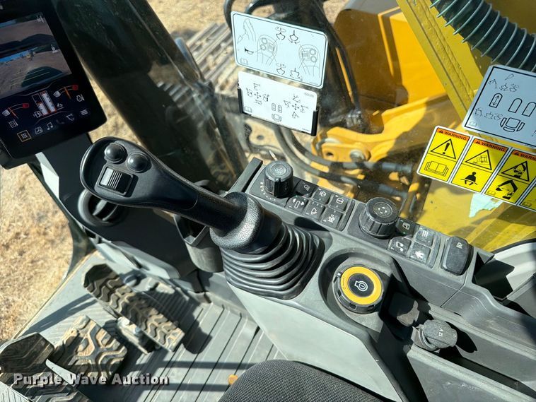 image for item FN3531 2020 Caterpillar 330 GC excavator