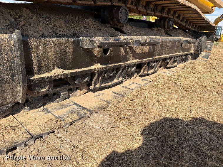 image for item FN3531 2020 Caterpillar 330 GC excavator