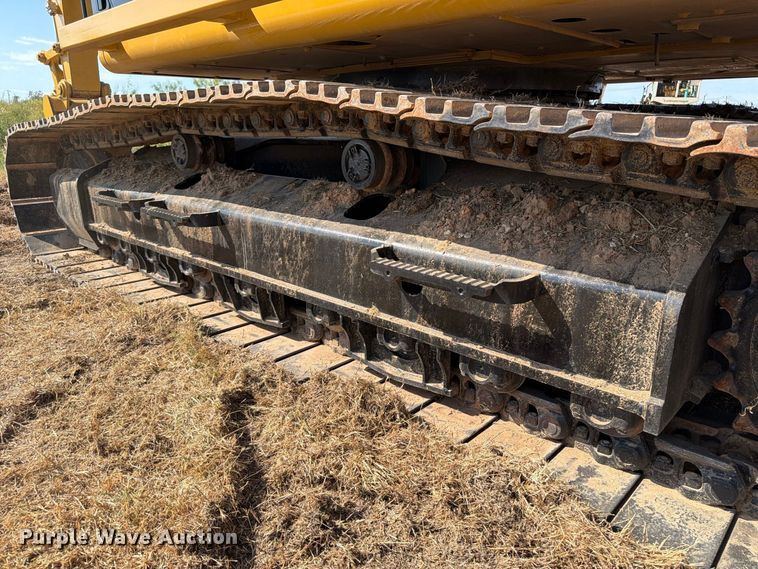 image for item FN3531 2020 Caterpillar 330 GC excavator