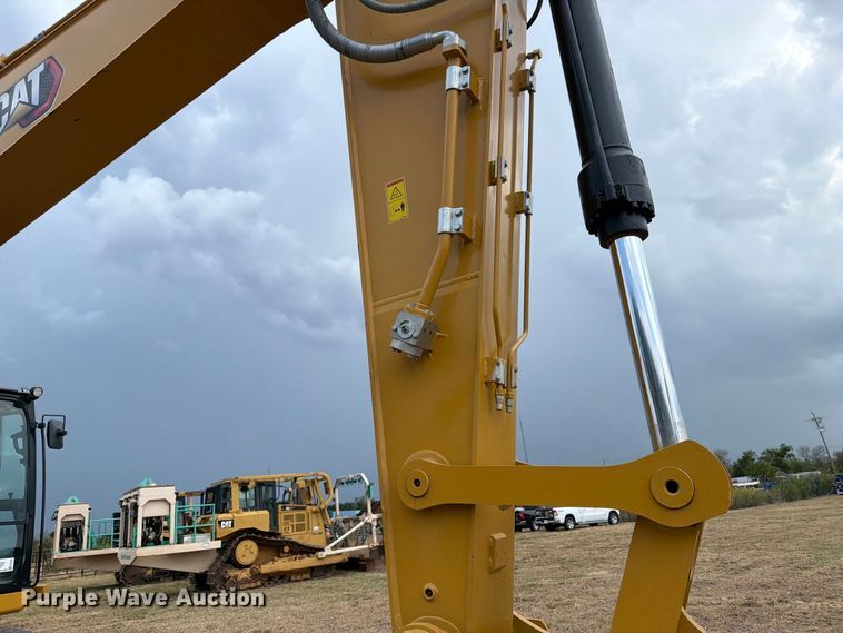 image for item FN3532 2023 Caterpillar 330 TC excavator