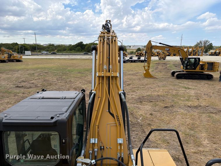 image for item FN3532 2023 Caterpillar 330 TC excavator