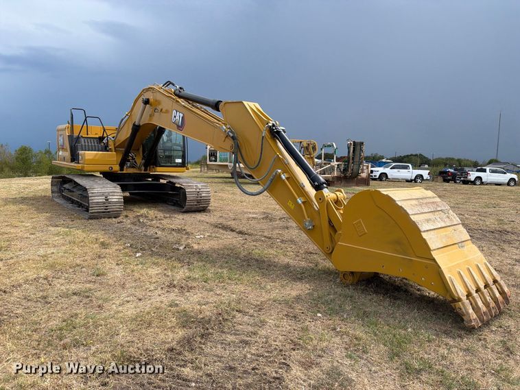 image for item FN3532 2023 Caterpillar 330 TC excavator