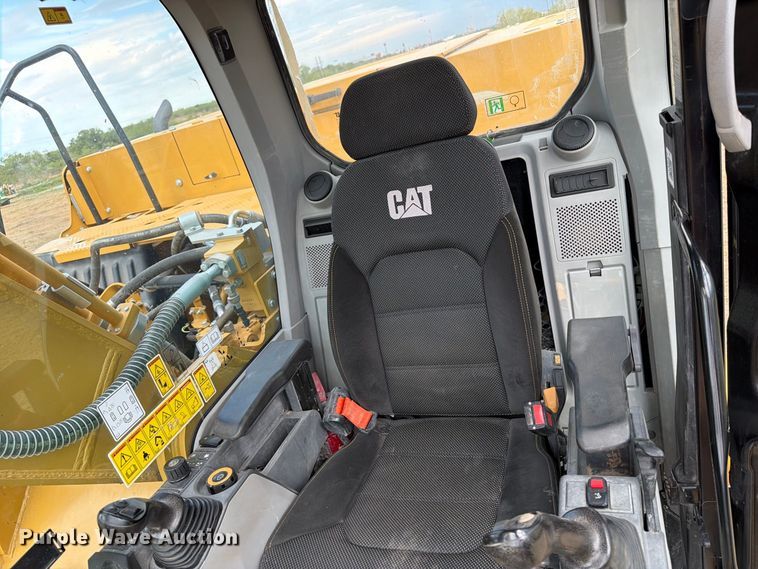 image for item FN3532 2023 Caterpillar 330 TC excavator