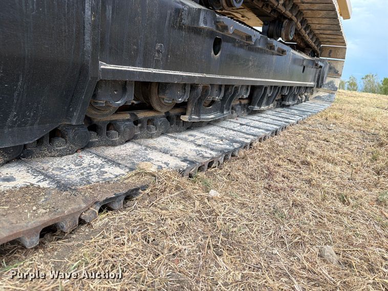 image for item FN3532 2023 Caterpillar 330 TC excavator
