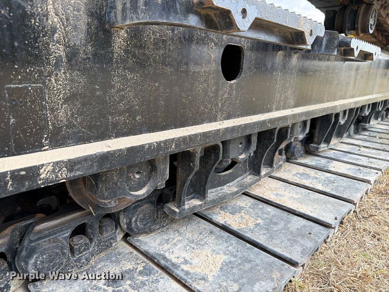 image for item FN3532 2023 Caterpillar 330 TC excavator