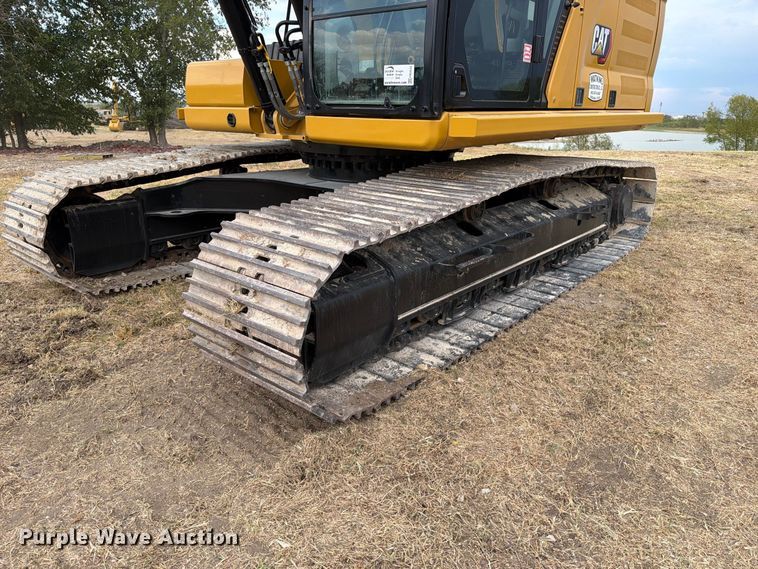 image for item FN3532 2023 Caterpillar 330 TC excavator