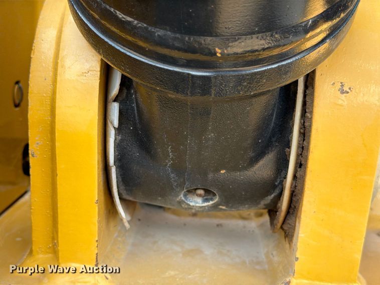 image for item FN3533 2020 Caterpillar 330 GC excavator