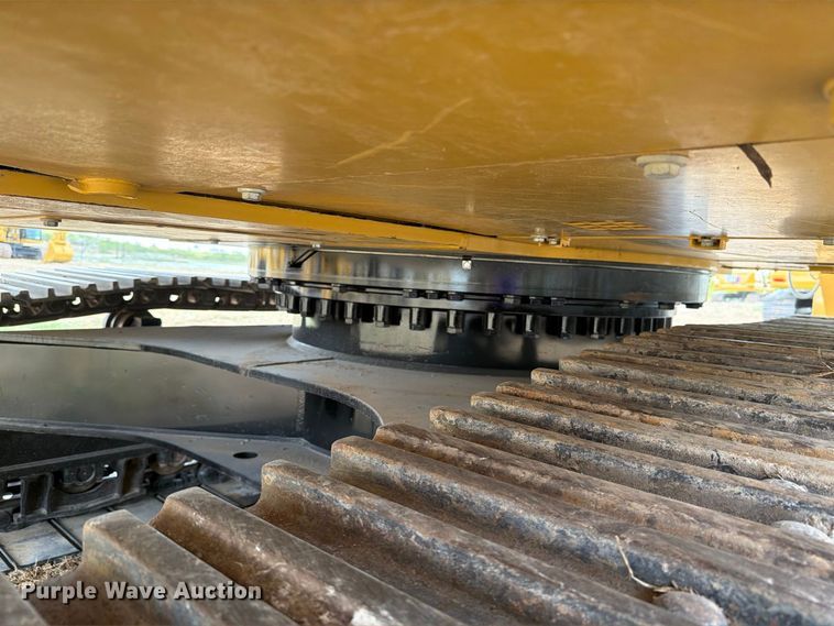 image for item FN3533 2020 Caterpillar 330 GC excavator