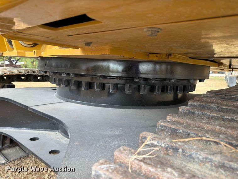 image for item FN3533 2020 Caterpillar 330 GC excavator