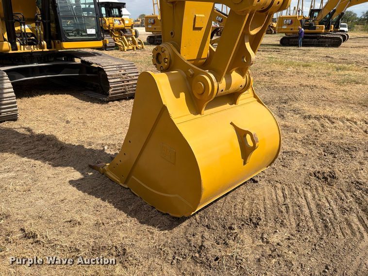 image for item FN3533 2020 Caterpillar 330 GC excavator