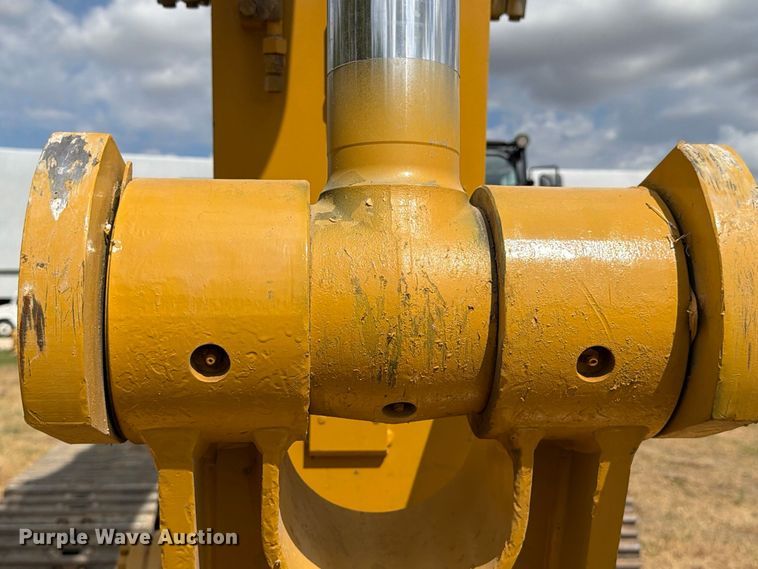 image for item FN3533 2020 Caterpillar 330 GC excavator