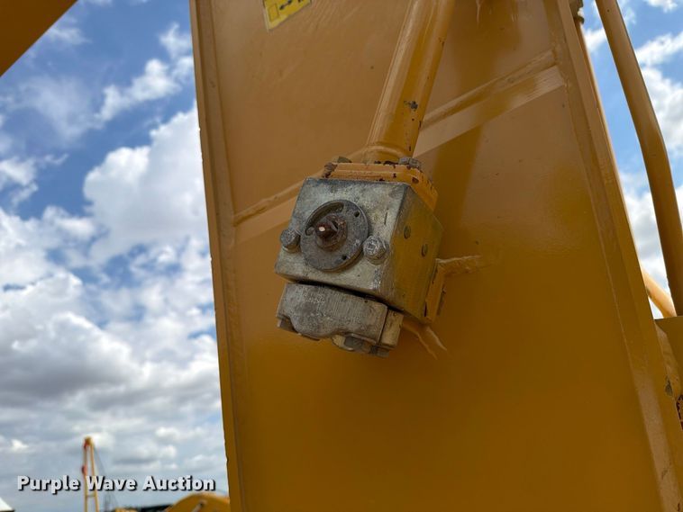 image for item FN3533 2020 Caterpillar 330 GC excavator