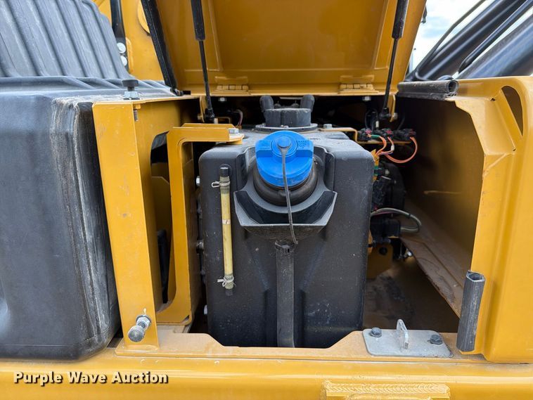 image for item FN3533 2020 Caterpillar 330 GC excavator