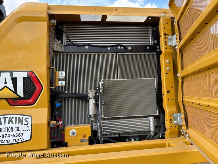 image for item FN3533 2020 Caterpillar 330 GC excavator