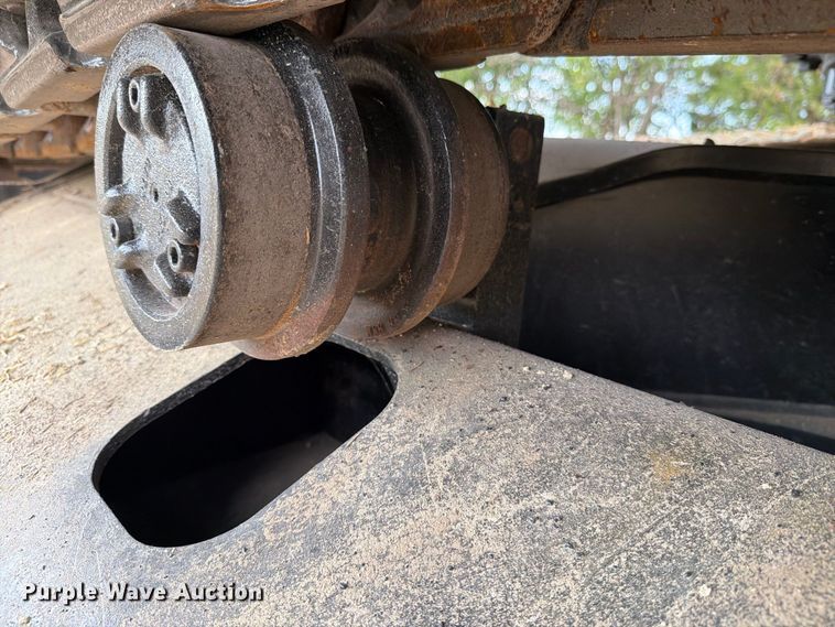 image for item FN3533 2020 Caterpillar 330 GC excavator