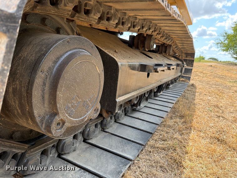 image for item FN3533 2020 Caterpillar 330 GC excavator
