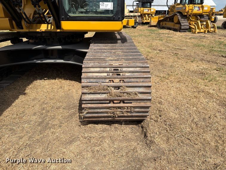 image for item FN3533 2020 Caterpillar 330 GC excavator