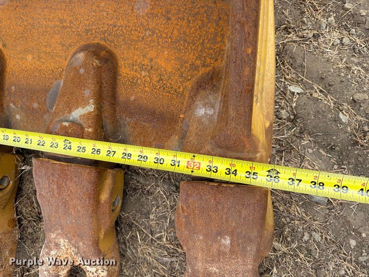 image for item FN3534 2020 Caterpillar 330 GC excavator