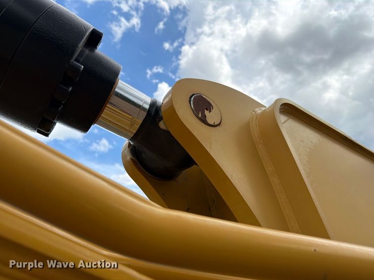 image for item FN3534 2020 Caterpillar 330 GC excavator