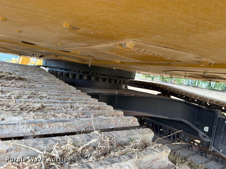 image for item FN3534 2020 Caterpillar 330 GC excavator