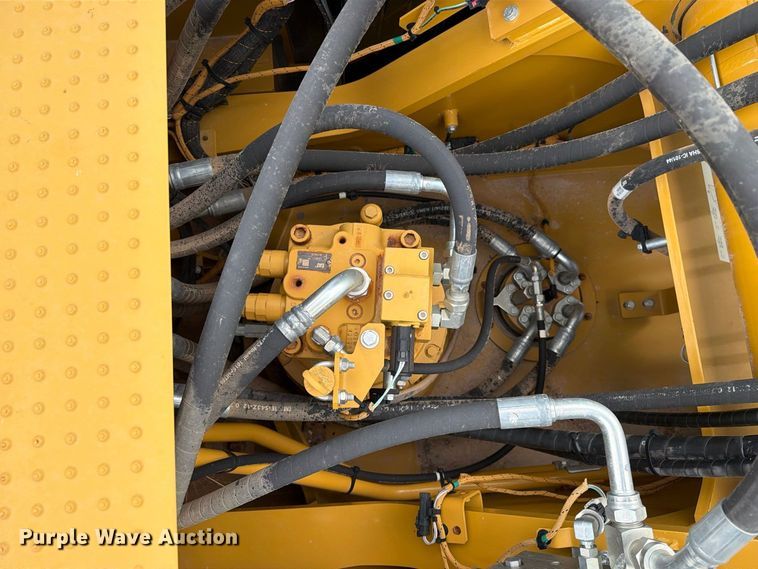 image for item FN3534 2020 Caterpillar 330 GC excavator