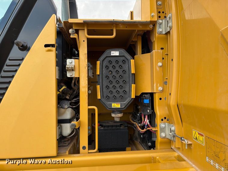 image for item FN3534 2020 Caterpillar 330 GC excavator