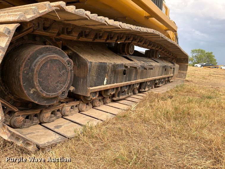 image for item FN3534 2020 Caterpillar 330 GC excavator