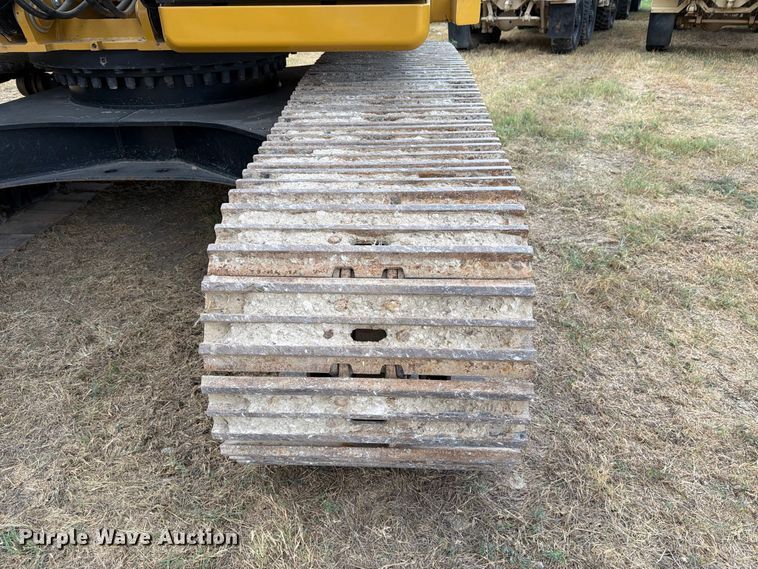 image for item FN3534 2020 Caterpillar 330 GC excavator
