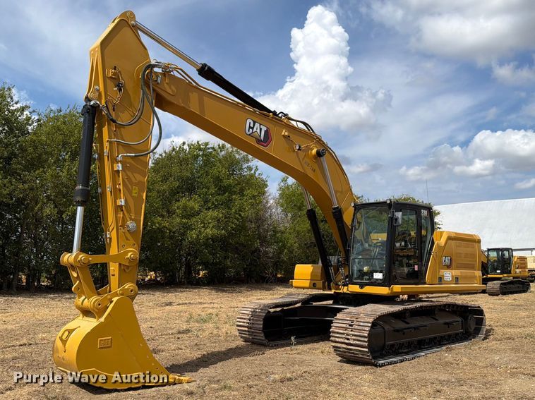 image for item FN3535 2022 Caterpillar 330 excavator