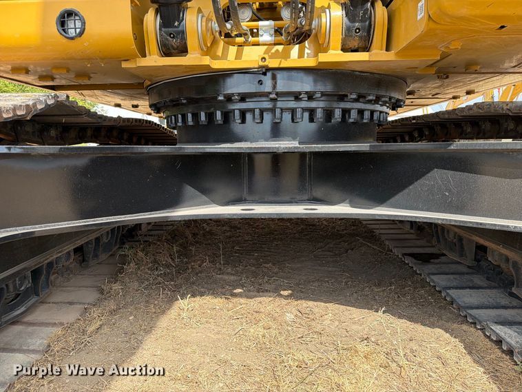 image for item FN3535 2022 Caterpillar 330 excavator